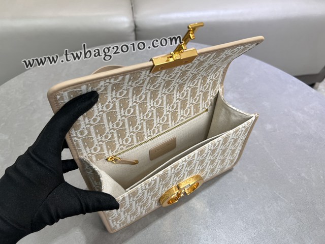 Dior专柜新款迪奥高仿原单蒙田链条大号肩背女包 djfk1766